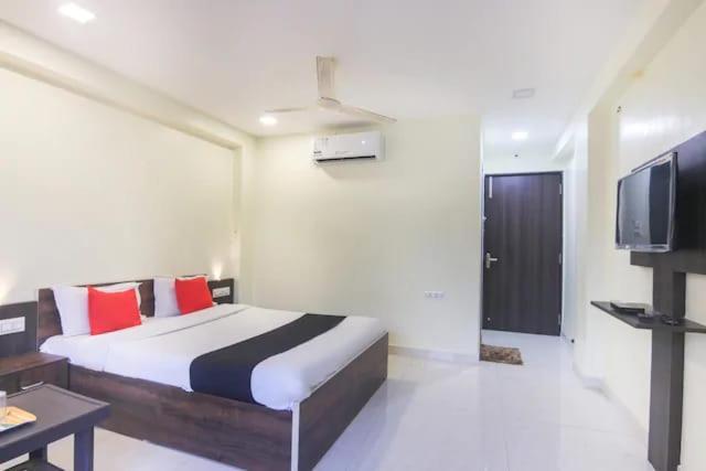 The Living Space Lonavala Exterior photo